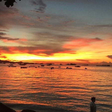 View Talay 1 Jomtien Pattaya Exterior foto