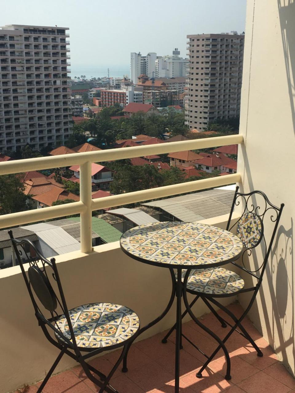 View Talay 1 Jomtien Pattaya Exterior foto
